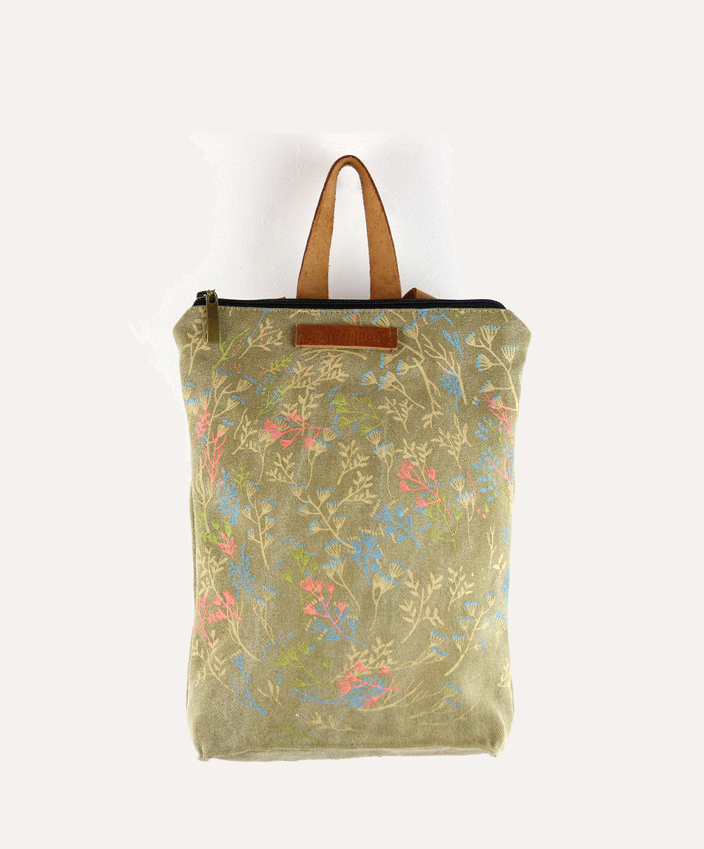 Mochila Pequeña Floral Stone